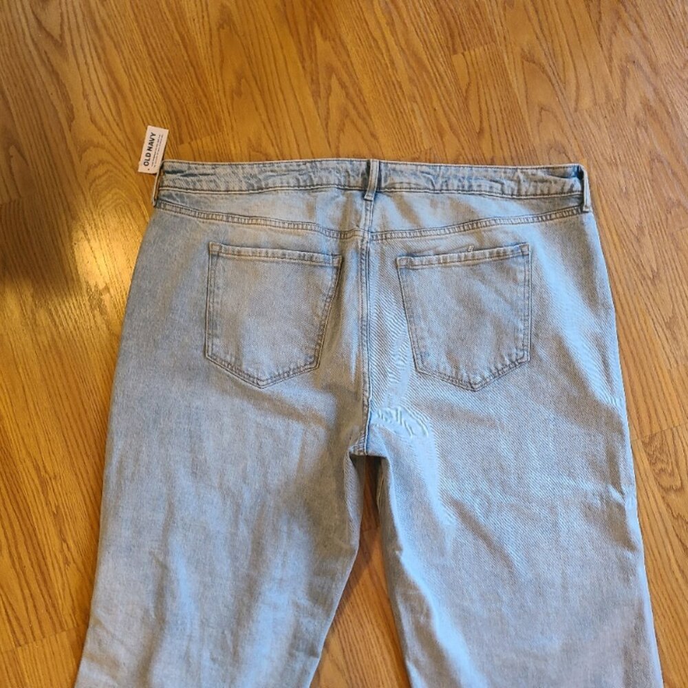 NEW NWT! OLD NAVY MID-RISE WIDE LEG JEANS RIPPED LIGHT WASH STRETCH DENIM sz 22 - Picture 5 of 6